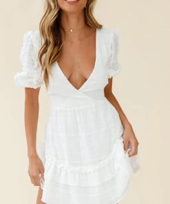 Selfie Leslie Andes Puff Sleeve Key-Hole Back Dress White Special Occasions