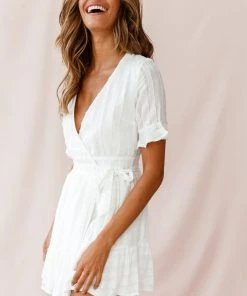 Selfie Leslie Bridal Shower Rubi V-Neckline Wrap Dress White 13 Selfie Leslie Bridal Shower Rubi V-Neckline Wrap Dress White