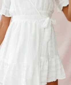 Selfie Leslie Bridal Shower Rubi V-Neckline Wrap Dress White 11 Selfie Leslie Bridal Shower Rubi V-Neckline Wrap Dress White