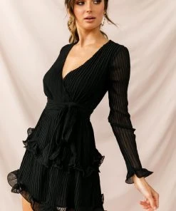 Selfie Leslie Bestsellers Greta Tiered Ruffle Chiffon Long Sleeve Dress Black