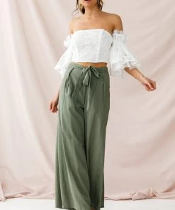 Selfie Leslie Arna Bell Sleeve Off-Shoulder Top White Trending