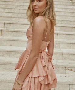 Selfie Leslie New In Well Versed Cowl Neck Flounce Romper Peach