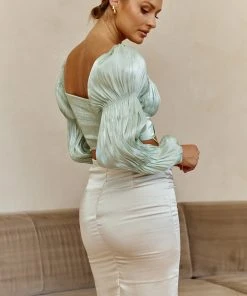 Selfie Leslie Alira Three-Button Ruched Bust Crop Top Pistachio