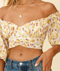 Selfie Leslie Clearance Linka Off-Shoulder Tie-Back Crop Top Leopard Print Yellow