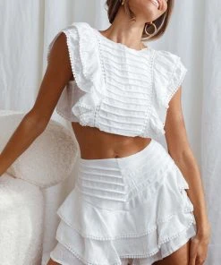 Selfie Leslie New In Wild And Free Pintuck Pleat And Layered Ruffle Shorts White