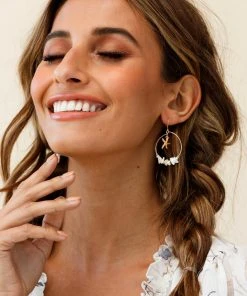 Selfie Leslie Clearance Sirena Gold & Shell Hook Earrings New Accessories