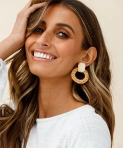 Selfie Leslie Clearance Sirocco Woven Straw Circle Earrings Beige