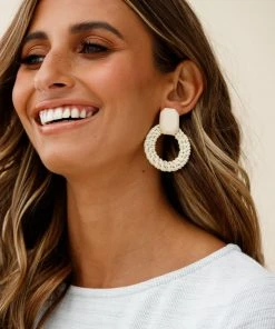 Selfie Leslie Clearance Sirocco Woven Straw Circle Earrings White