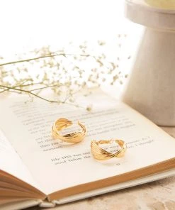 Selfie Leslie Celia Twist Hoop Earrings Gold