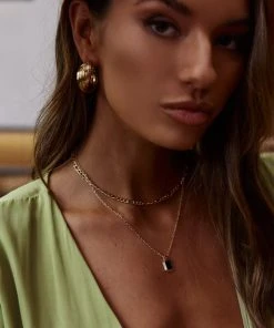 Selfie Leslie Celia Twist Hoop Earrings Gold