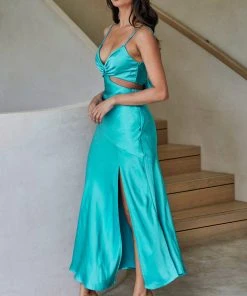 Selfie Leslie Acapulco Cami Strap Tied Back Satin Maxi Dress Green New In 14 Selfie Leslie Acapulco Cami Strap Tied Back Satin Maxi Dress Green New In