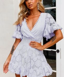 Selfie Leslie Alaia Short Fluted Sleeve Crochet Lace Dress Lavender New Dresses