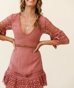 Selfie Leslie Sales Shop 53 Selfie Leslie Clearance Believe It Crochet Detail Fluted Hem Dress Rose Clothing