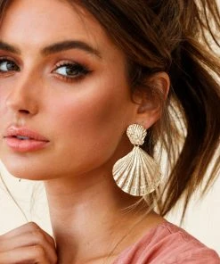 Selfie Leslie Clearance Calliope Shell Earrings Gold